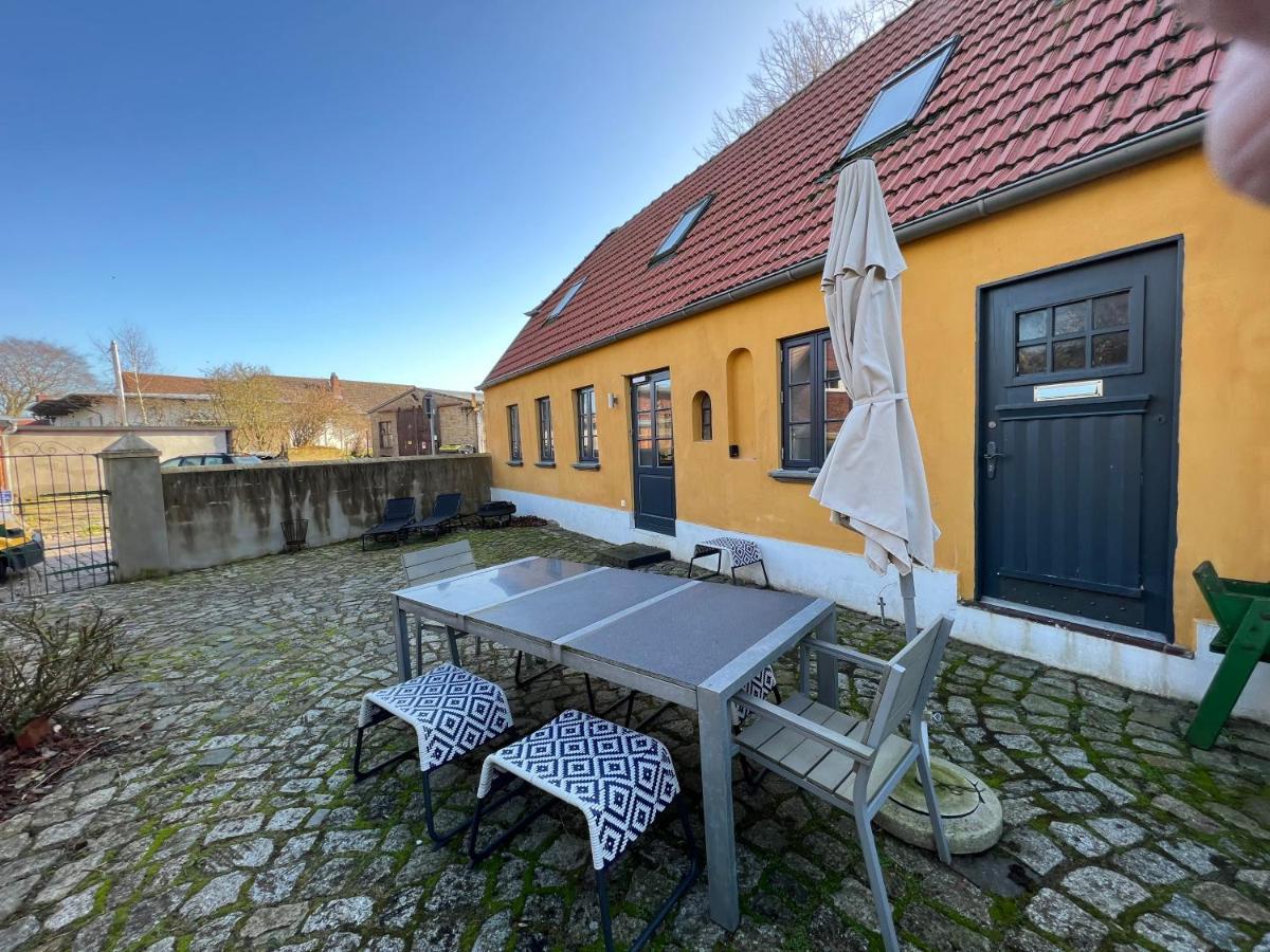 Historisches Pastorat - Villa Mika Fehmarn Luaran gambar