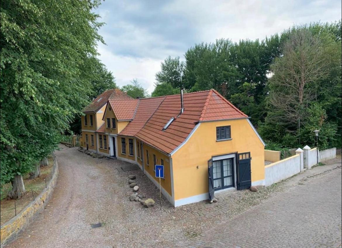 Historisches Pastorat - Villa Mika Fehmarn Luaran gambar