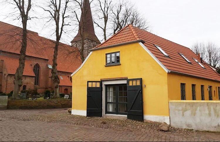 Historisches Pastorat - Villa Mika Fehmarn Luaran gambar